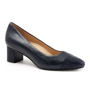 Trotters Kiki Pump (Size 6)